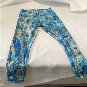 Never worn lulu wunder unders